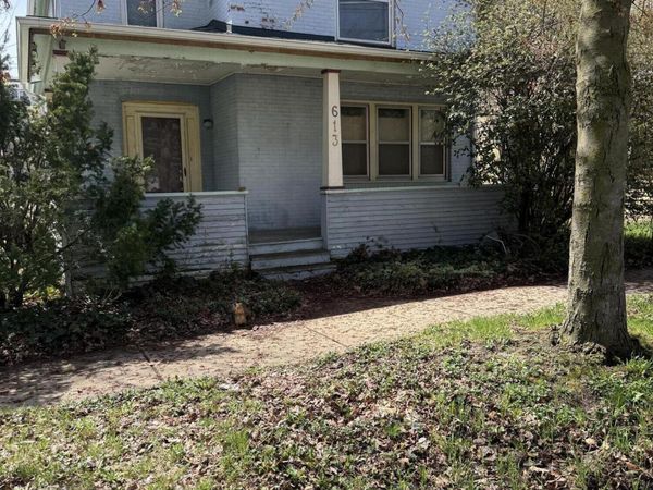 613 W Shiawassee Street, Lansing, MI 48933