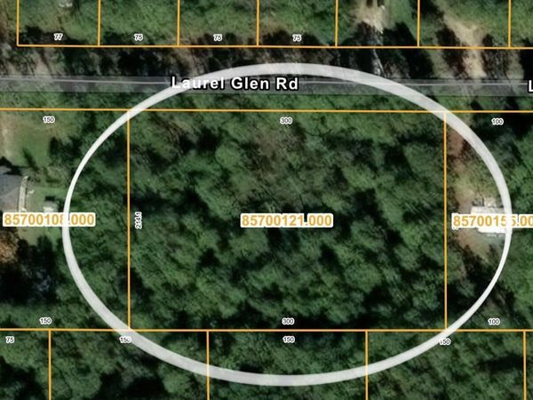 No Laurel Glen , Gautier, MS 39553