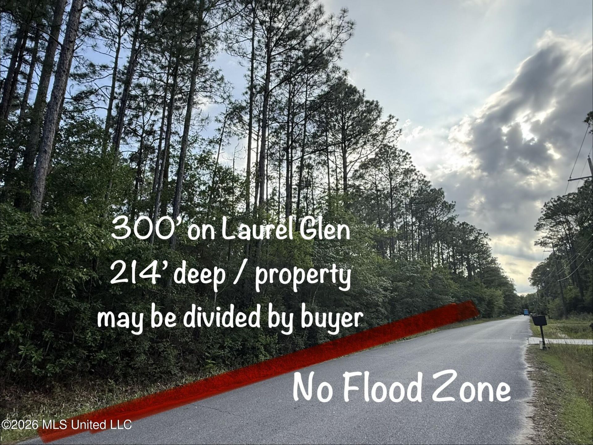 No Laurel Glen, Gautier, MS 39553 Main Photo