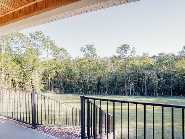 2468 Hammock Lane, Crestview, FL 32536