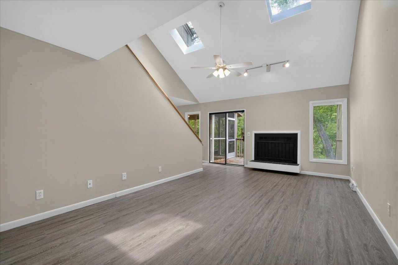 43 Arabian Drive Photo 13