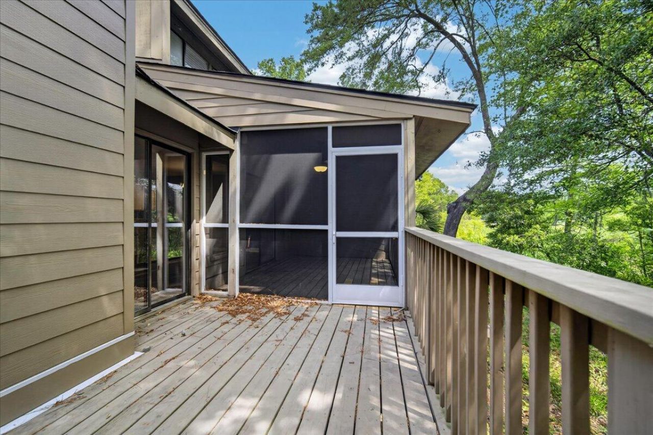 43 Arabian Drive Photo 44