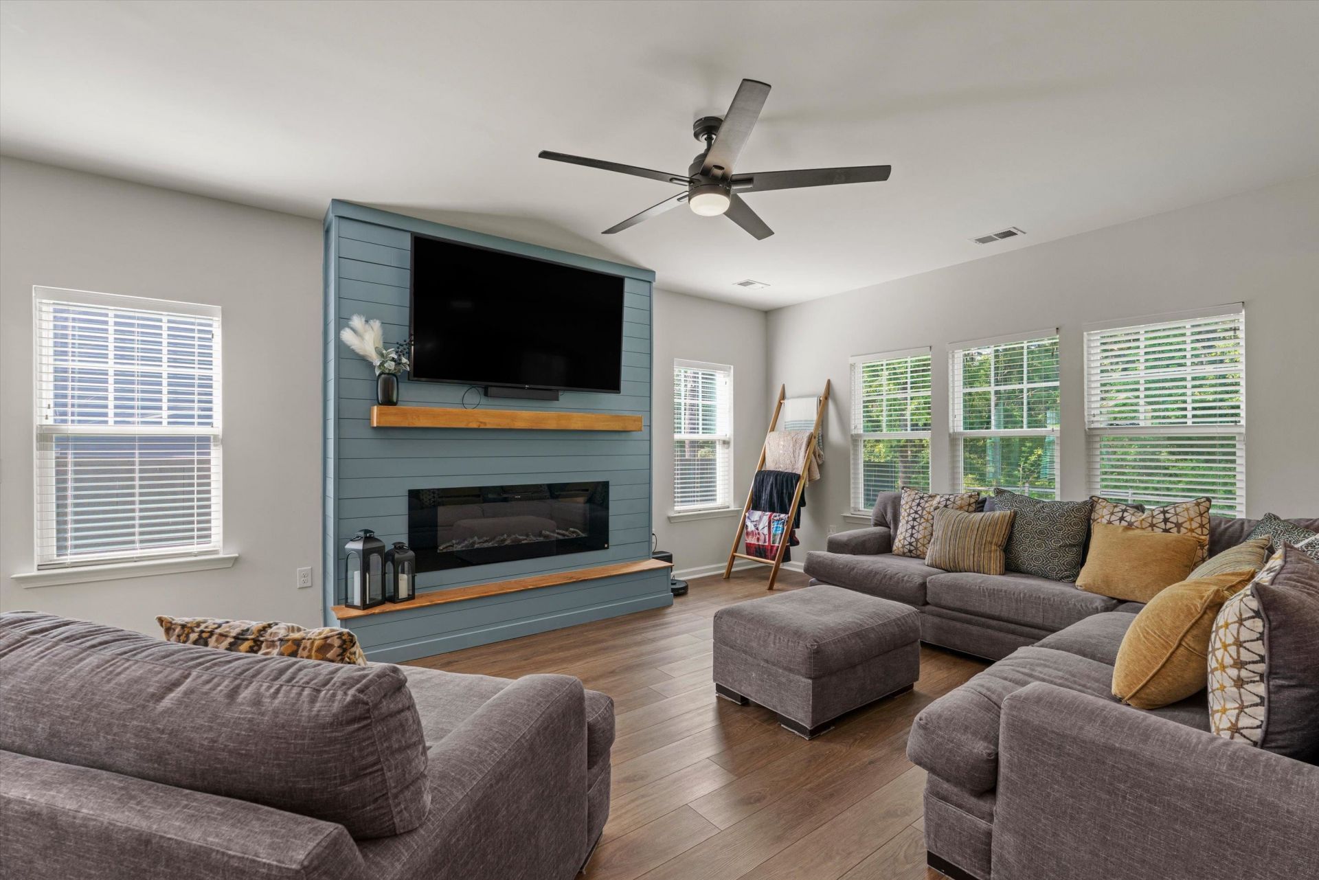 170 Thistle Ln. Photo 6