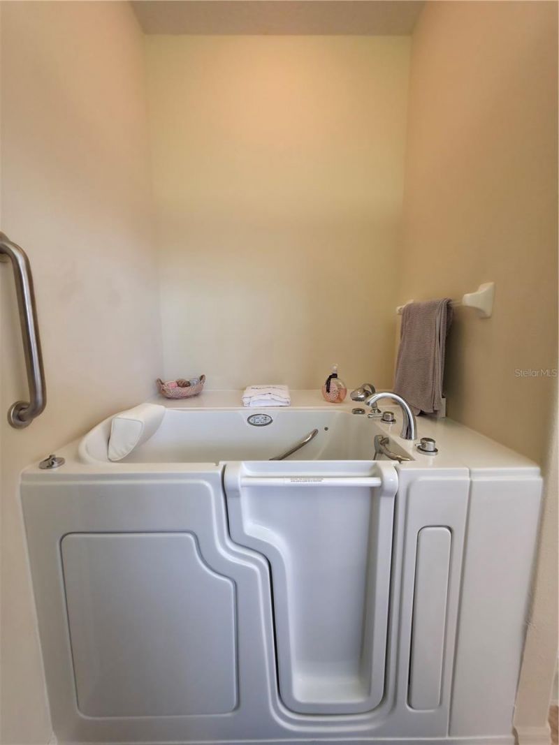 4724 Sable Ridge Court , Leesburg, FL 34748 Photo