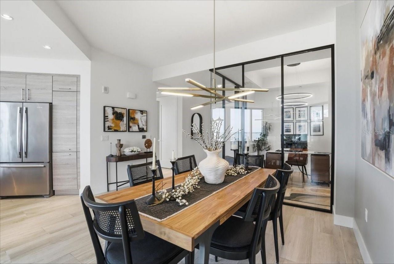 111 S Pineapple Avenue, Unit 714, Sarasota, FL 34236 Photo