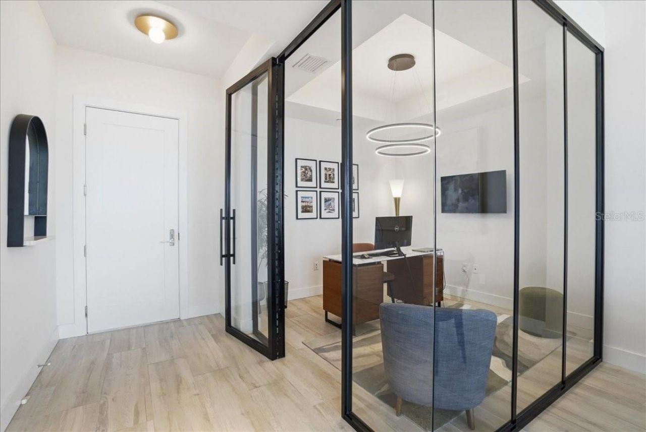 111 S Pineapple Avenue, Unit 714, Sarasota, FL 34236 Photo