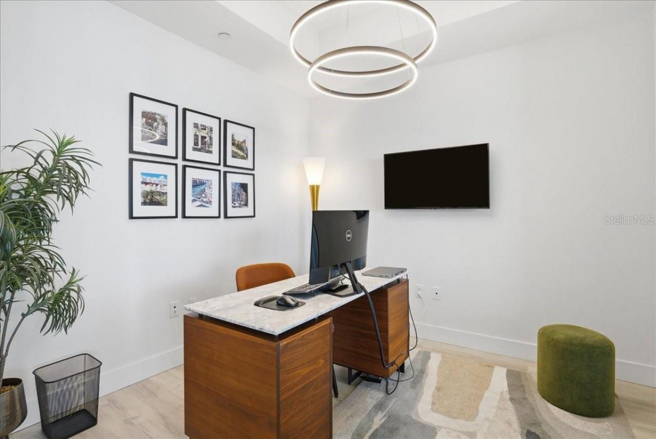 111 S Pineapple Avenue, Unit 714, Sarasota, FL 34236 Photo