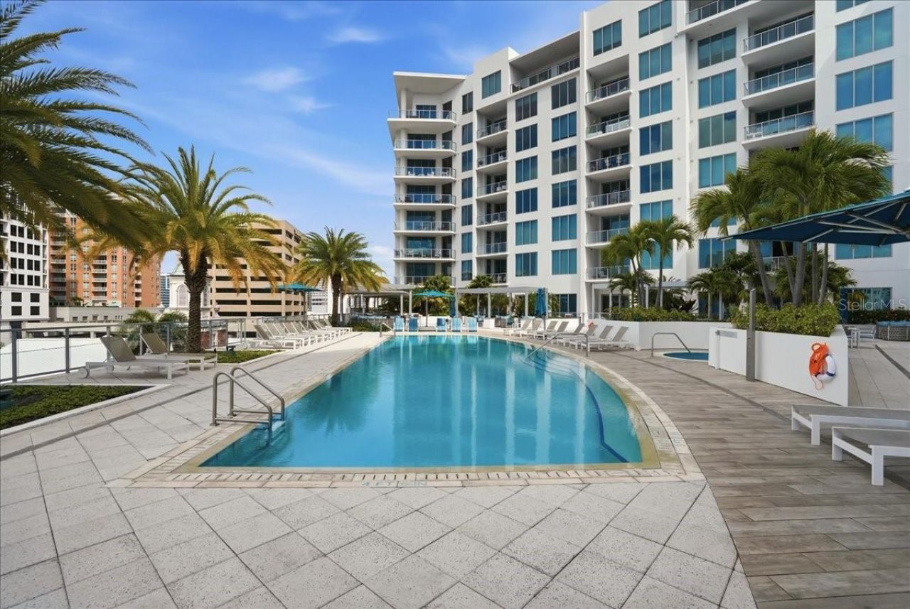 111 S Pineapple Avenue, Unit 714, Sarasota, FL 34236 Photo