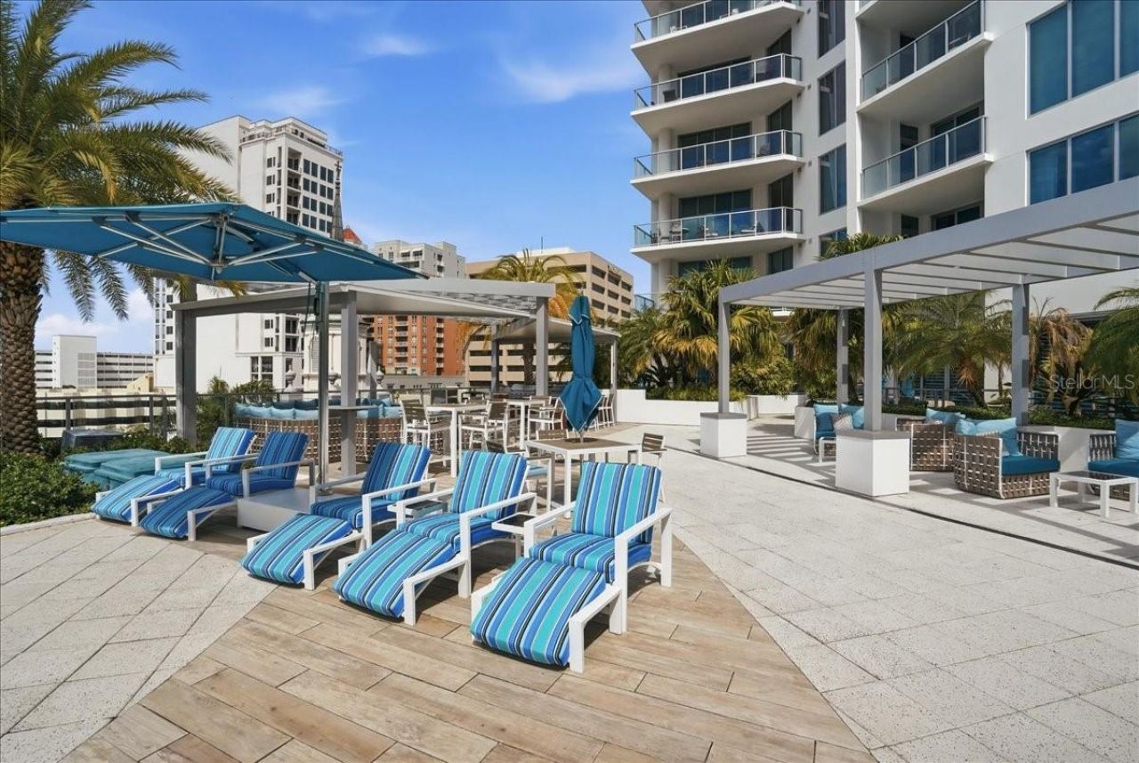 111 S Pineapple Avenue, Unit 714, Sarasota, FL 34236 Photo