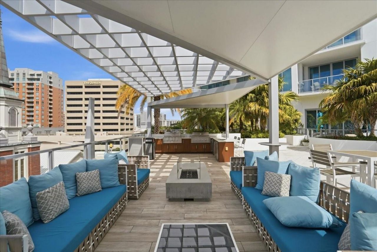 111 S Pineapple Avenue, Unit 714, Sarasota, FL 34236 Photo