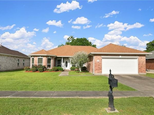 2640 ORBIT Court, Harvey, LA 70058