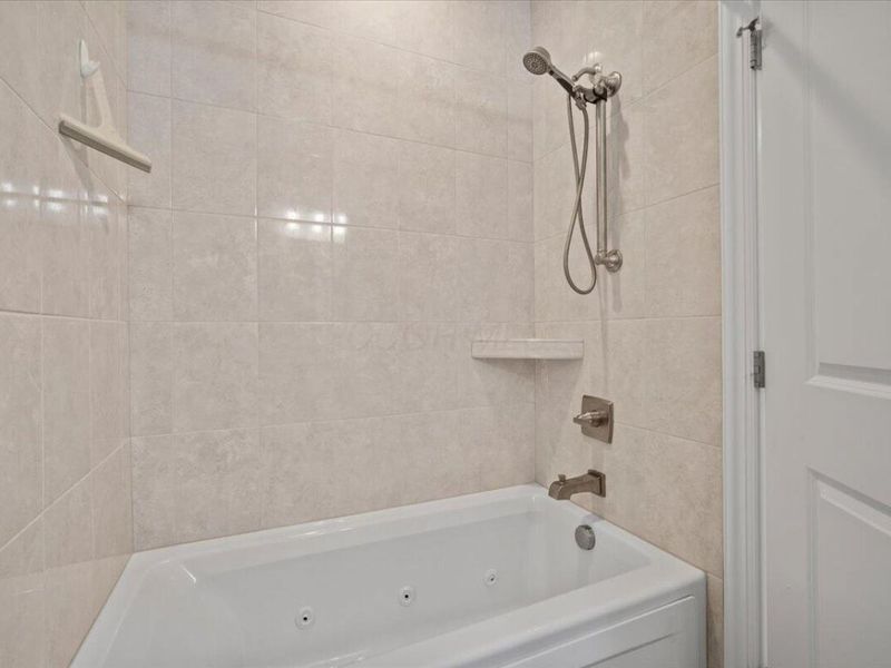 3685 Furlong Drive, Grove City, OH 43123 Photo 51