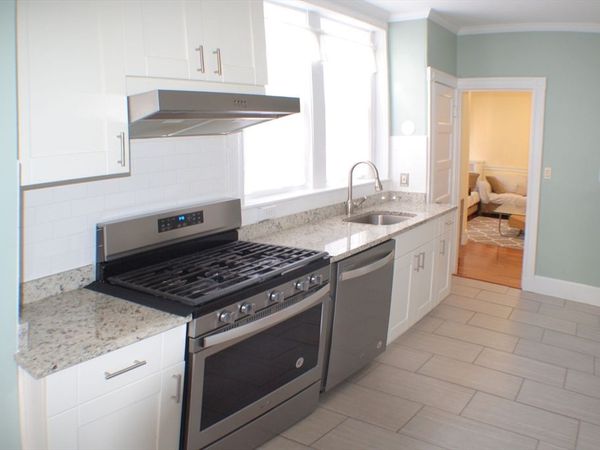 22 Parkway Rd, Unit 2, Brookline, MA 02445