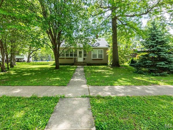 224 W Scioto Street, St James, MO 65559