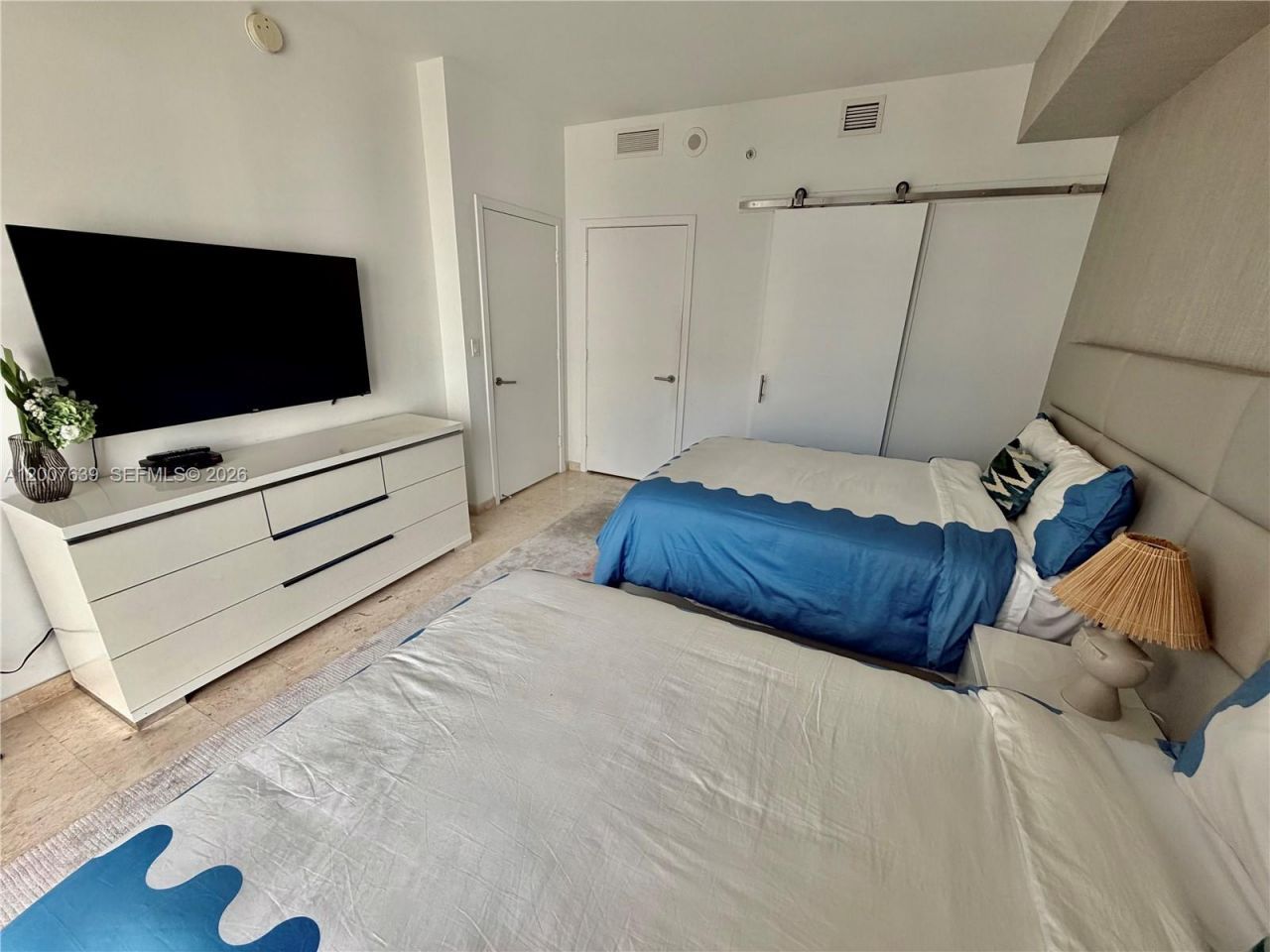 88 SW 7th St , Unit 1109, Miami, FL 33130 Photo