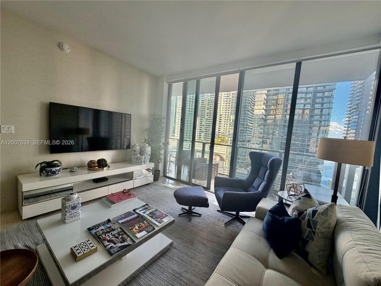 88 SW 7th St , Unit 1109, Miami, FL 33130 Photo
