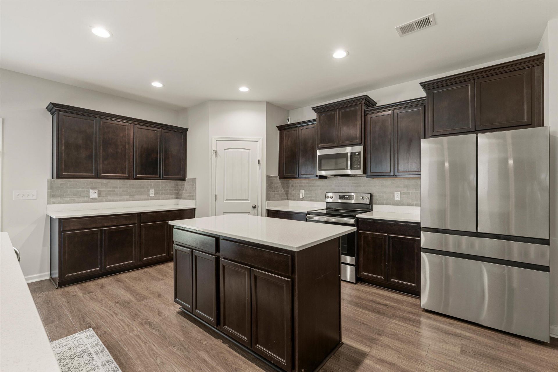 170 Thistle Lane Photo 10