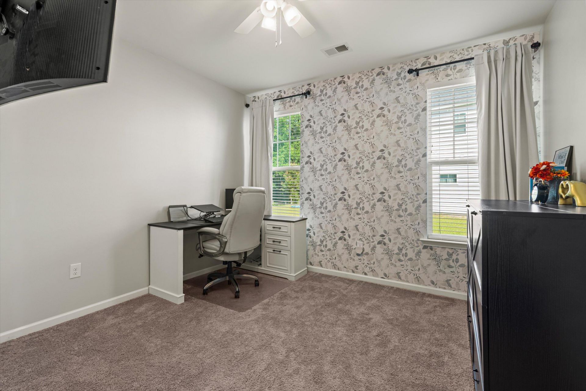 170 Thistle Lane Photo 13