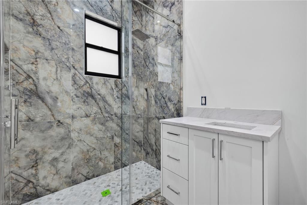 430 7th St Sw, Naples, FL 34117 Photo