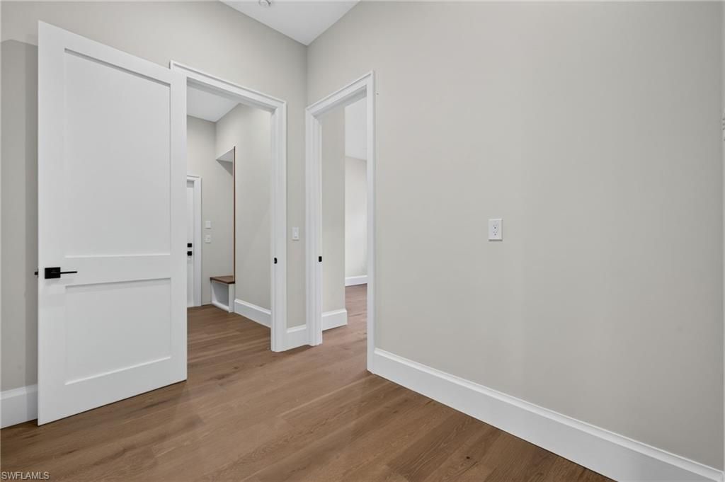 430 7th St Sw, Naples, FL 34117 Photo