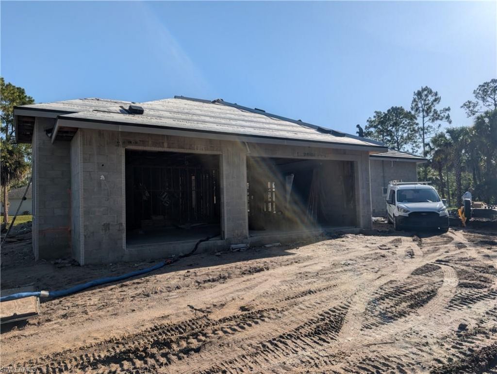 430 7th St Sw, Naples, FL 34117 Photo