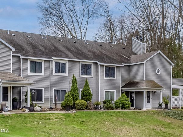 1976 Curry Road, Unit # G155, Rotterdam, NY 12303