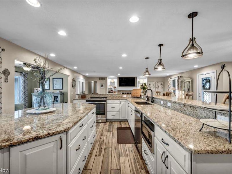 10815 Gate Post, Strongsville, OH 44149 Photo 16