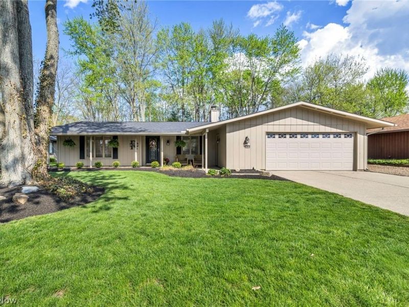 10815 Gate Post, Strongsville, OH 44149 Photo 2