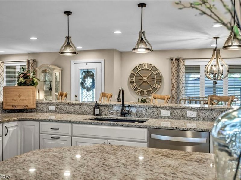 10815 Gate Post, Strongsville, OH 44149 Photo 20