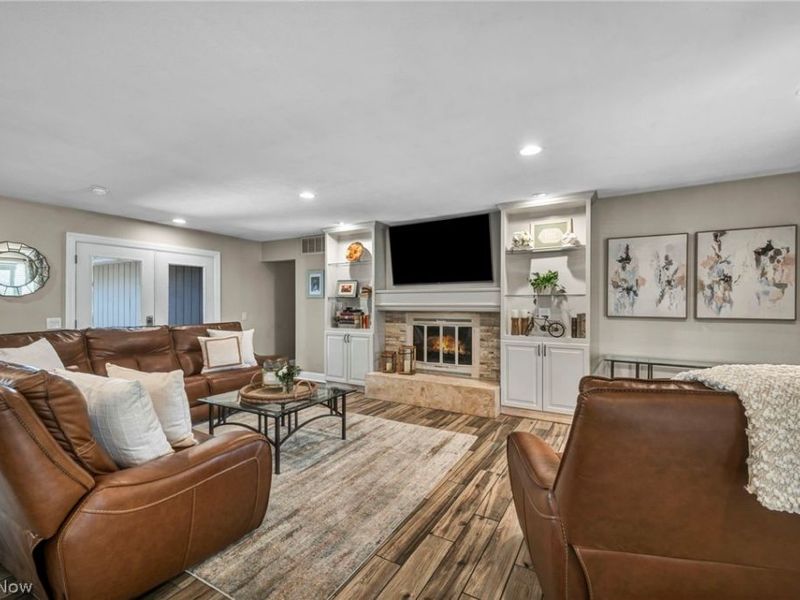 10815 Gate Post, Strongsville, OH 44149 Photo 9