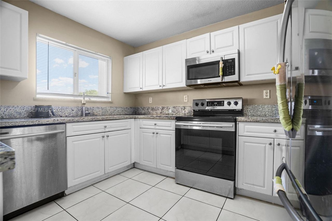 14164 SW 156th Ave, Miami, FL 33196 Photo