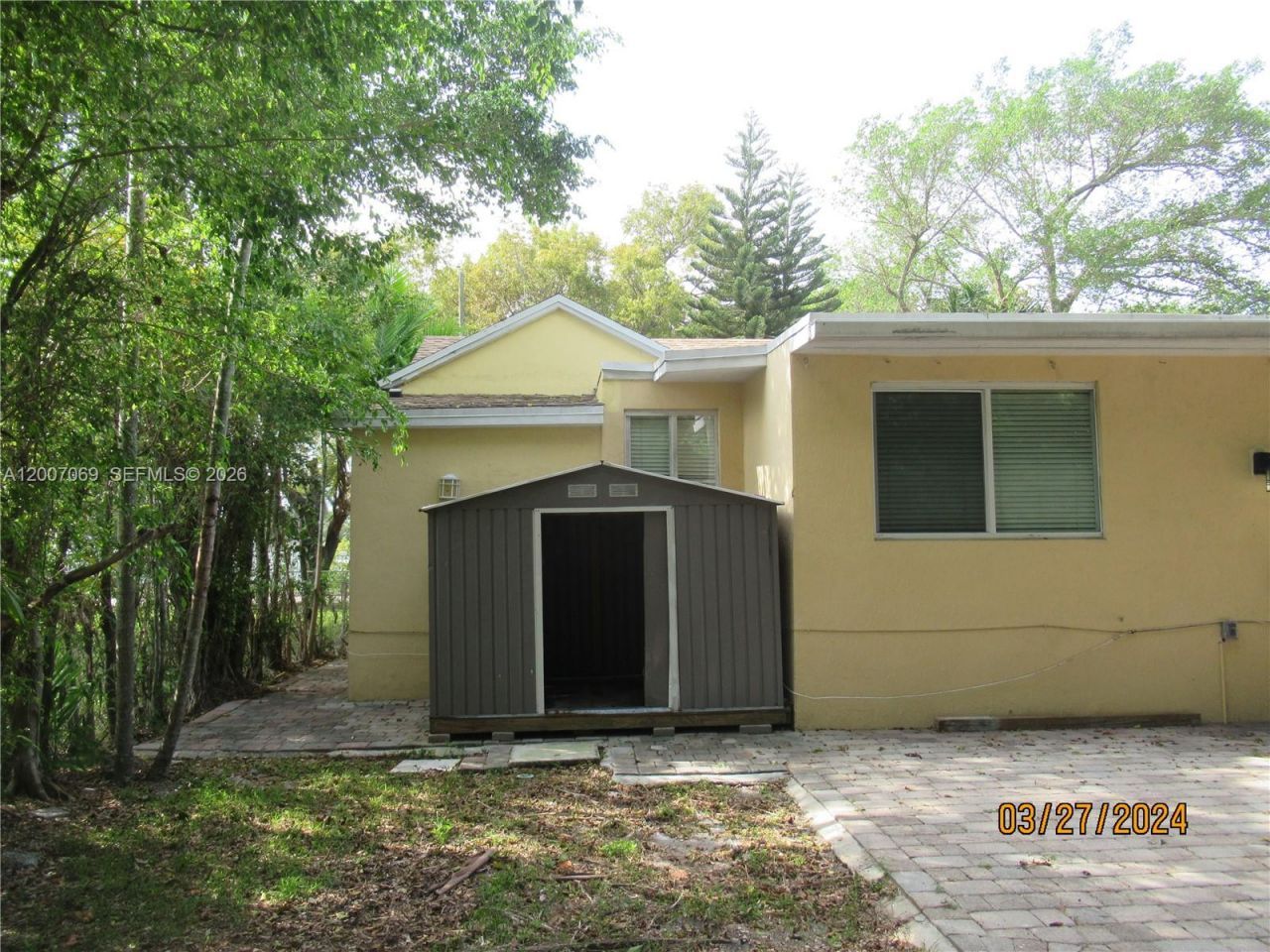 4245 SW 7th St , Miami, FL 33134 Photo