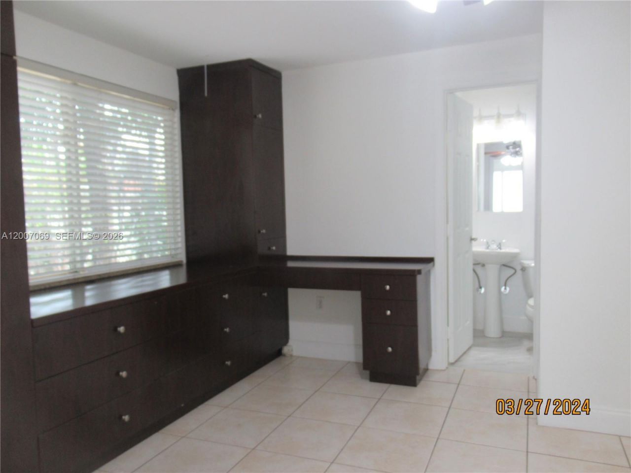 4245 SW 7th St , Miami, FL 33134 Photo