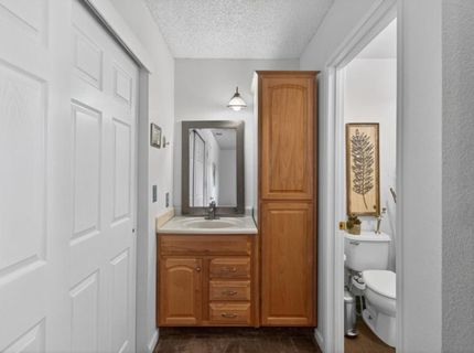 4805 Mccloud Dr, Sacramento, CA 95842 Photo