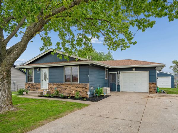1617 S 15th Street, Adel, IA 50003