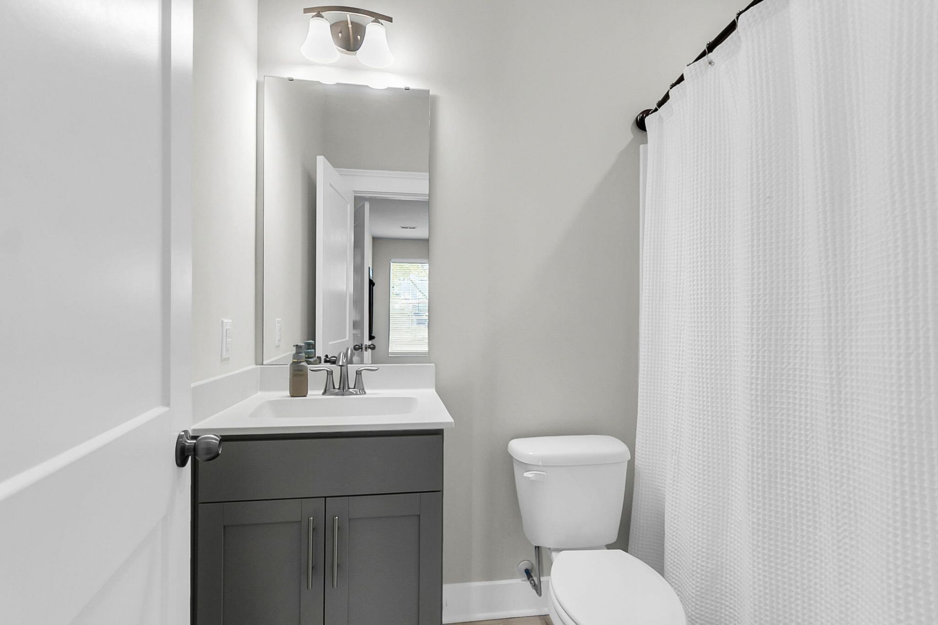 4559 Mixson Avenue Photo 34