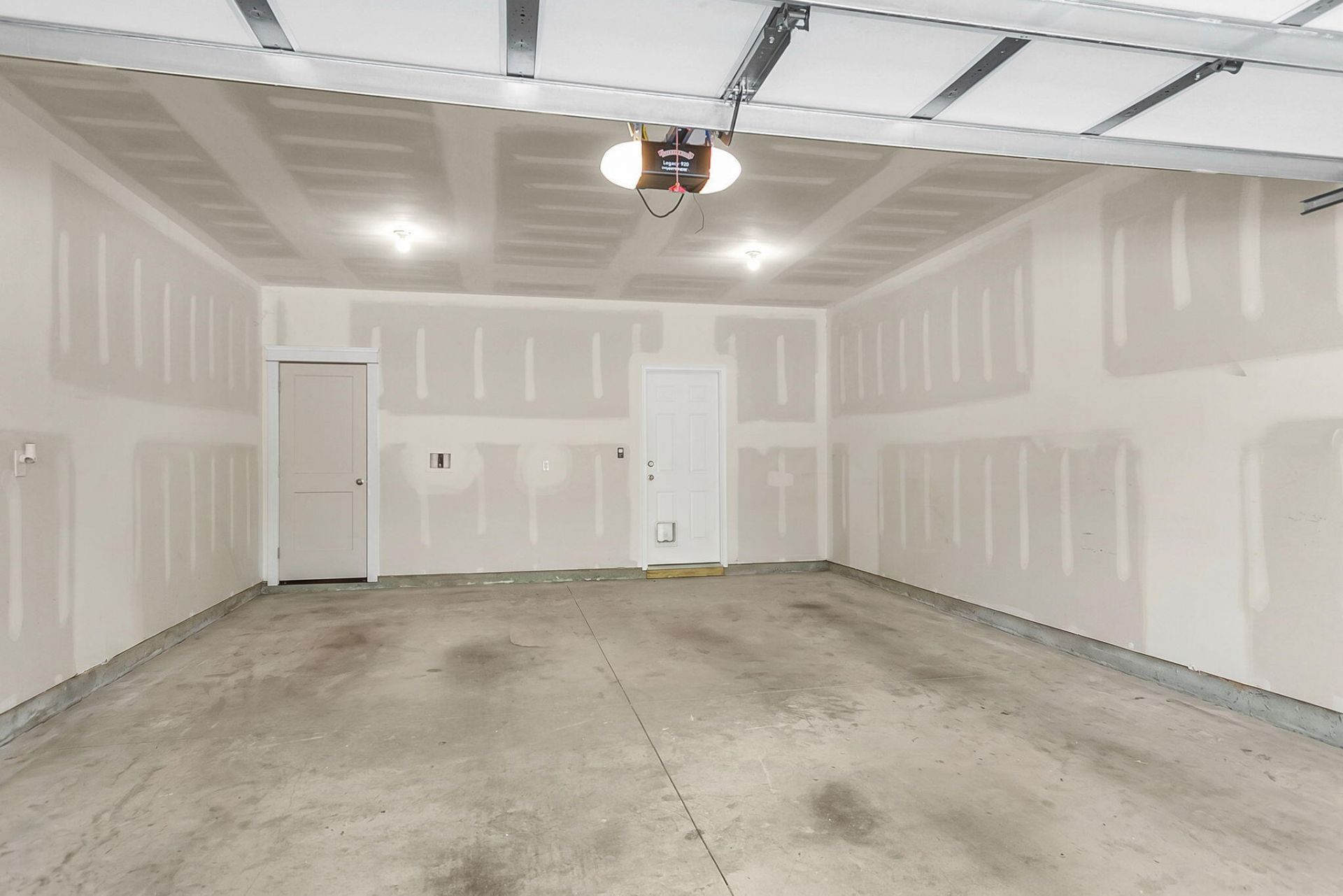 4559 Mixson Avenue Photo 36