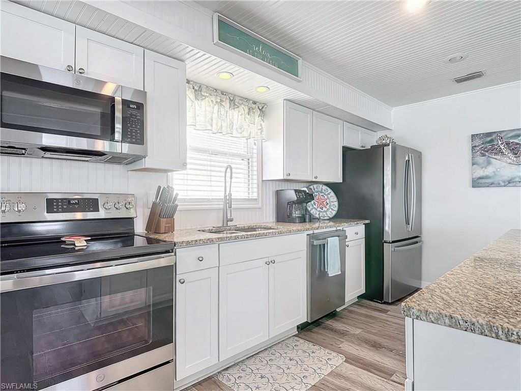 170 Pearl St, Fort Myers Beach, FL 33931 Photo