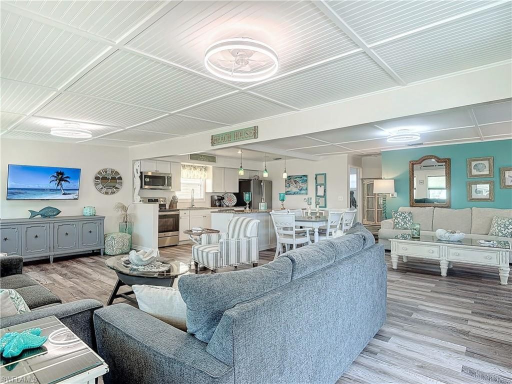 170 Pearl St, Fort Myers Beach, FL 33931 Photo