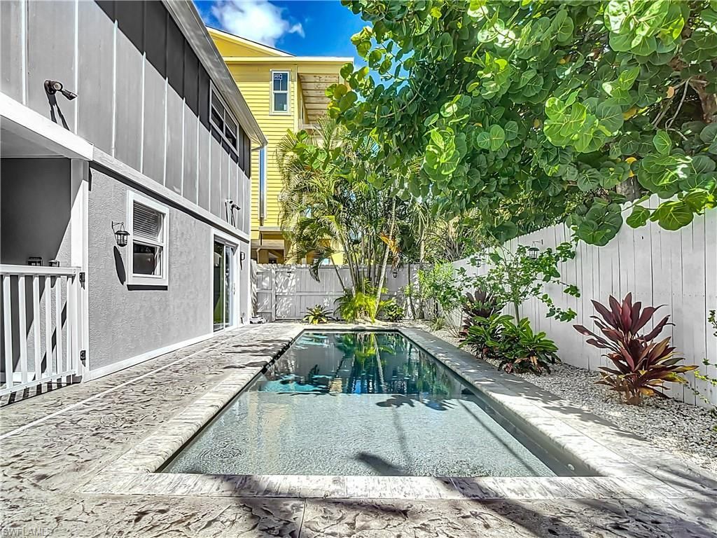 170 Pearl St, Fort Myers Beach, FL 33931 Photo