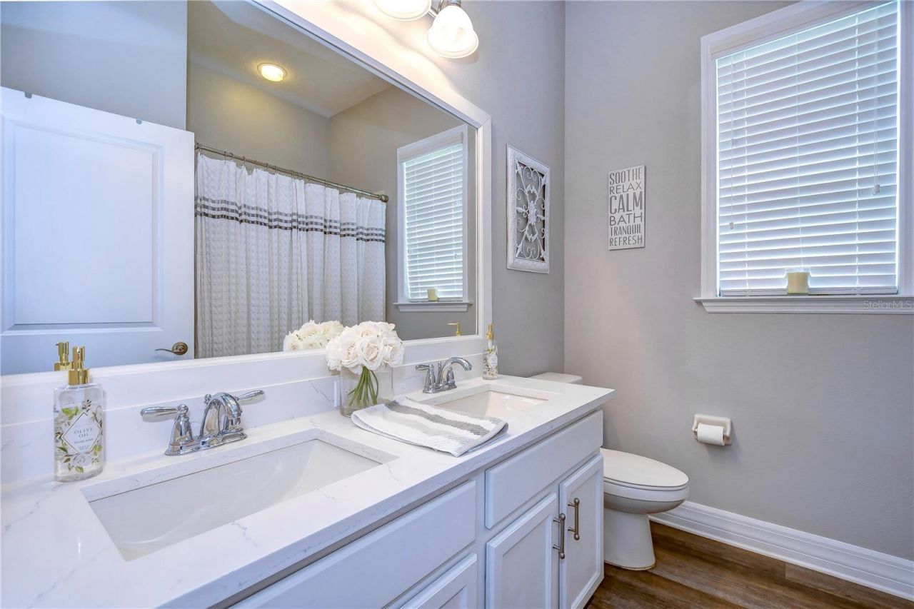 2614 Milford Berry Lane, Tampa, FL 33618 Photo