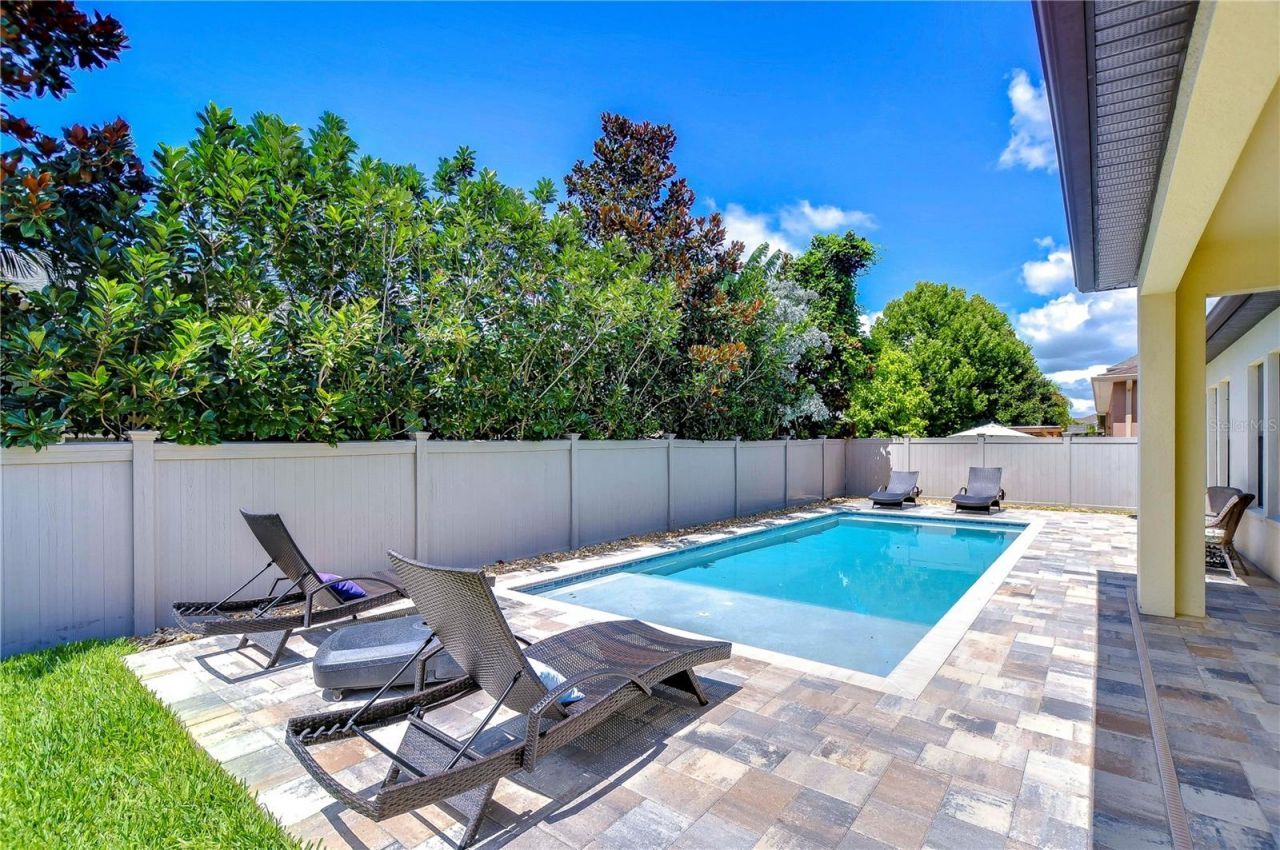 2614 Milford Berry Lane, Tampa, FL 33618 Photo