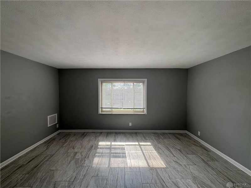 2358 S Patterson Boulevard, Unit 6, Kettering, OH 45409 Photo 3