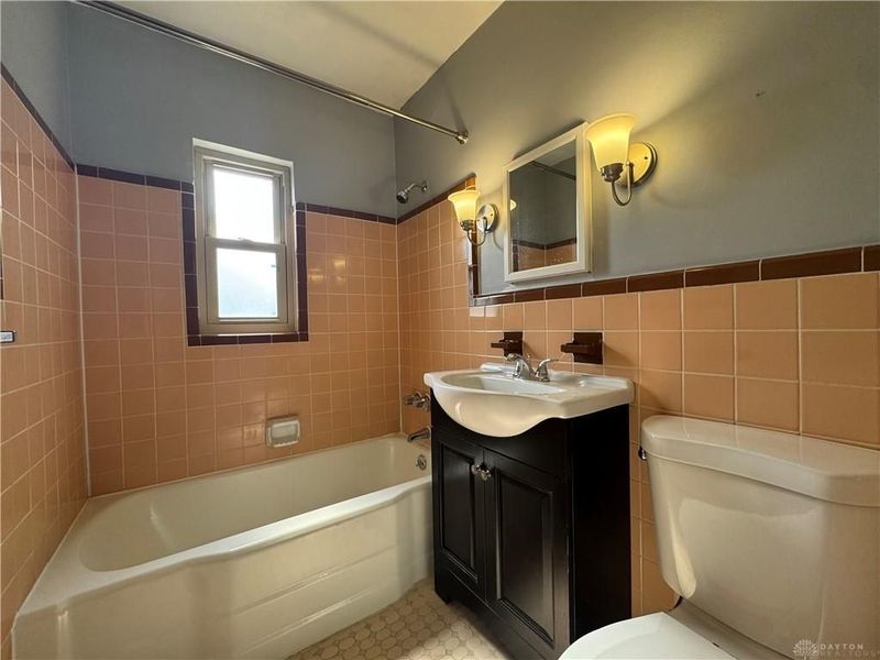 2358 S Patterson Boulevard, Unit 6, Kettering, OH 45409 Photo 9