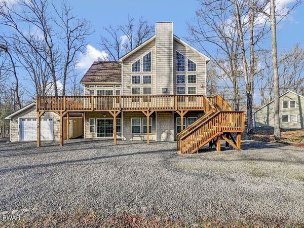 100 Oriole Place , Lackawaxen, PA 18435