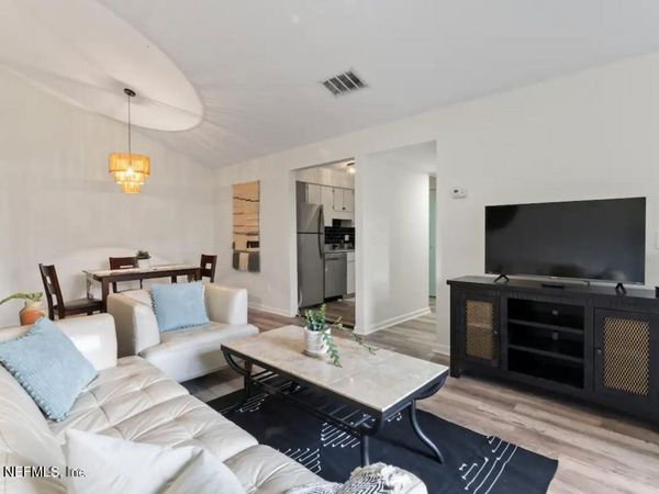 10711 ALDEN Road, Jacksonville, FL 32246