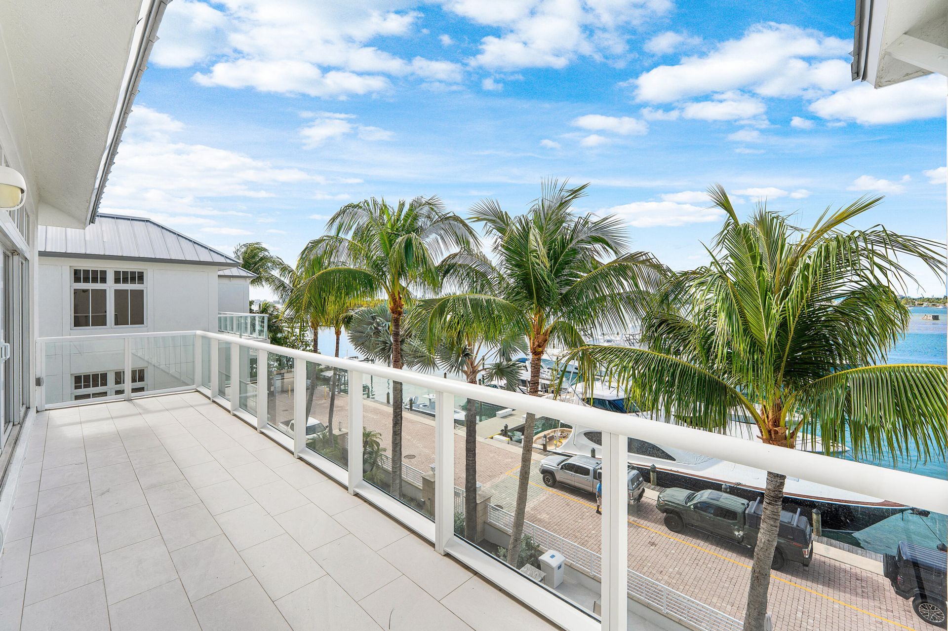 180 Lake Drive, Unit 2204, Palm Beach Shores, FL 33404 Photo