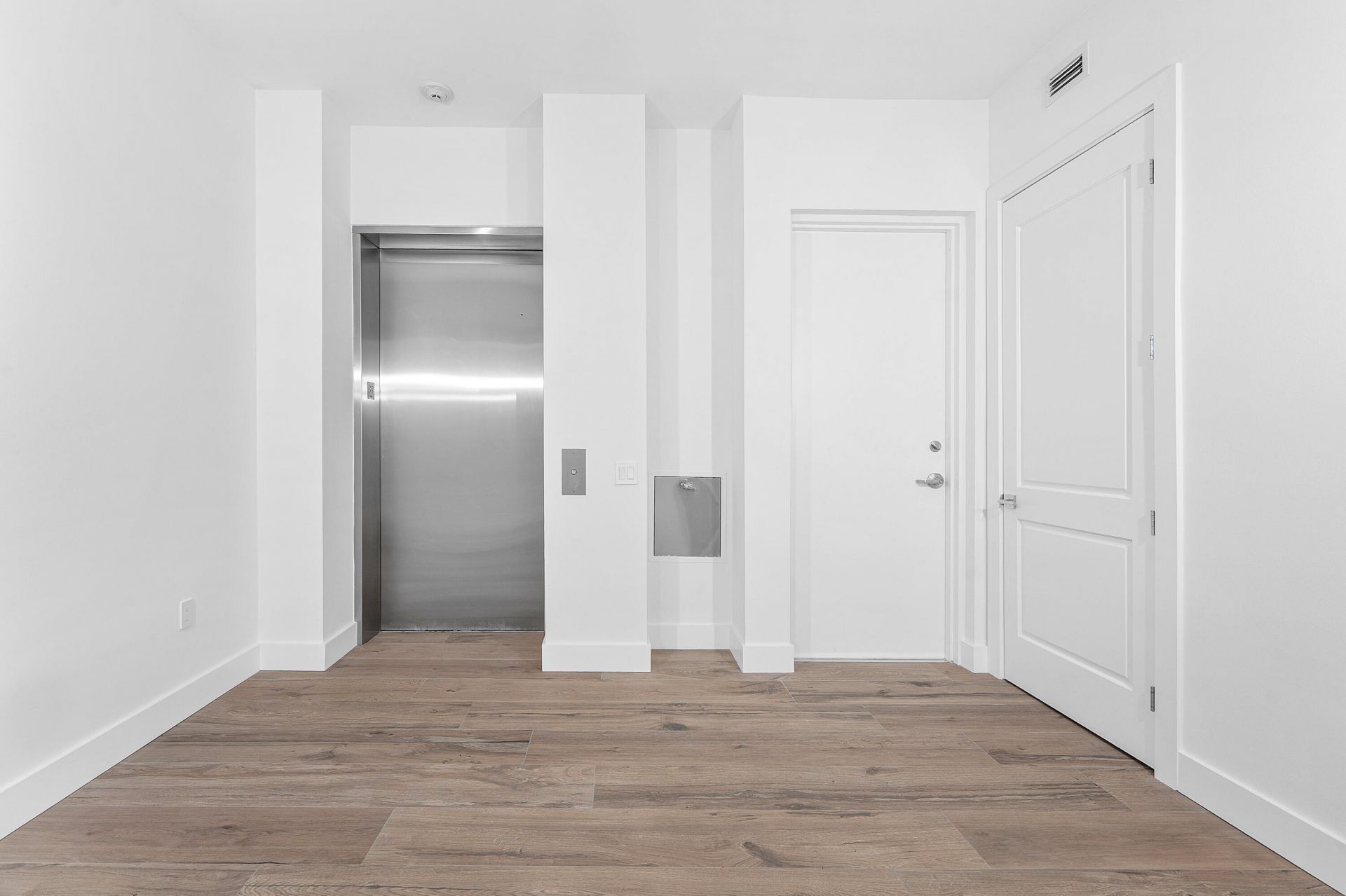 180 Lake Drive, Unit 2204, Palm Beach Shores, FL 33404 Photo