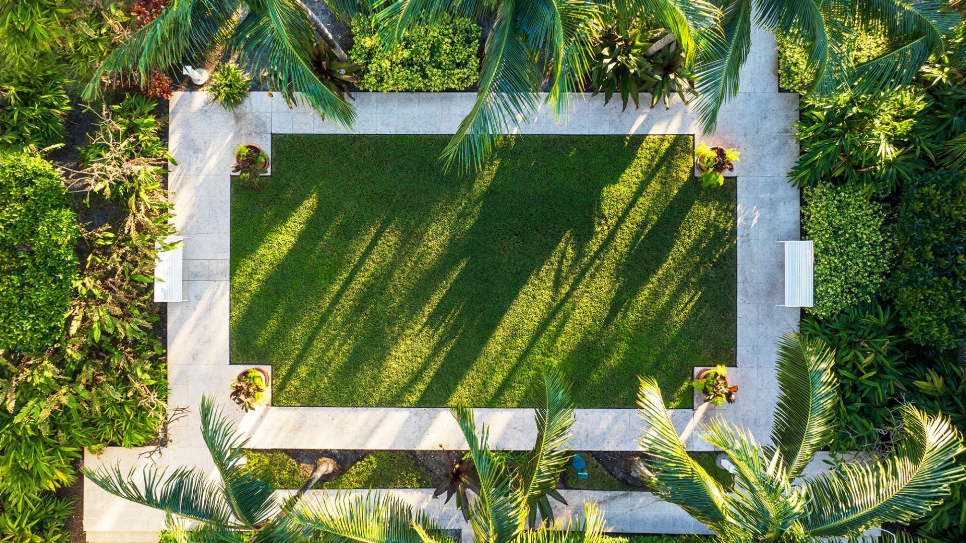 180 Lake Drive, Unit 2204, Palm Beach Shores, FL 33404 Photo