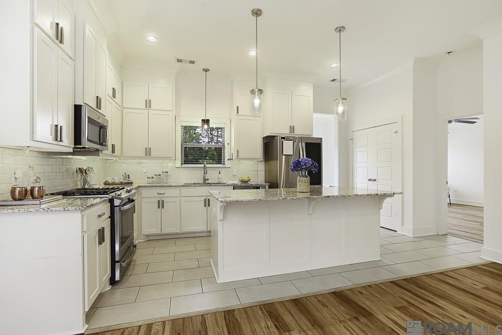 15543 Fields Creek Ave, Baton Rouge, LA 70816 Main Photo